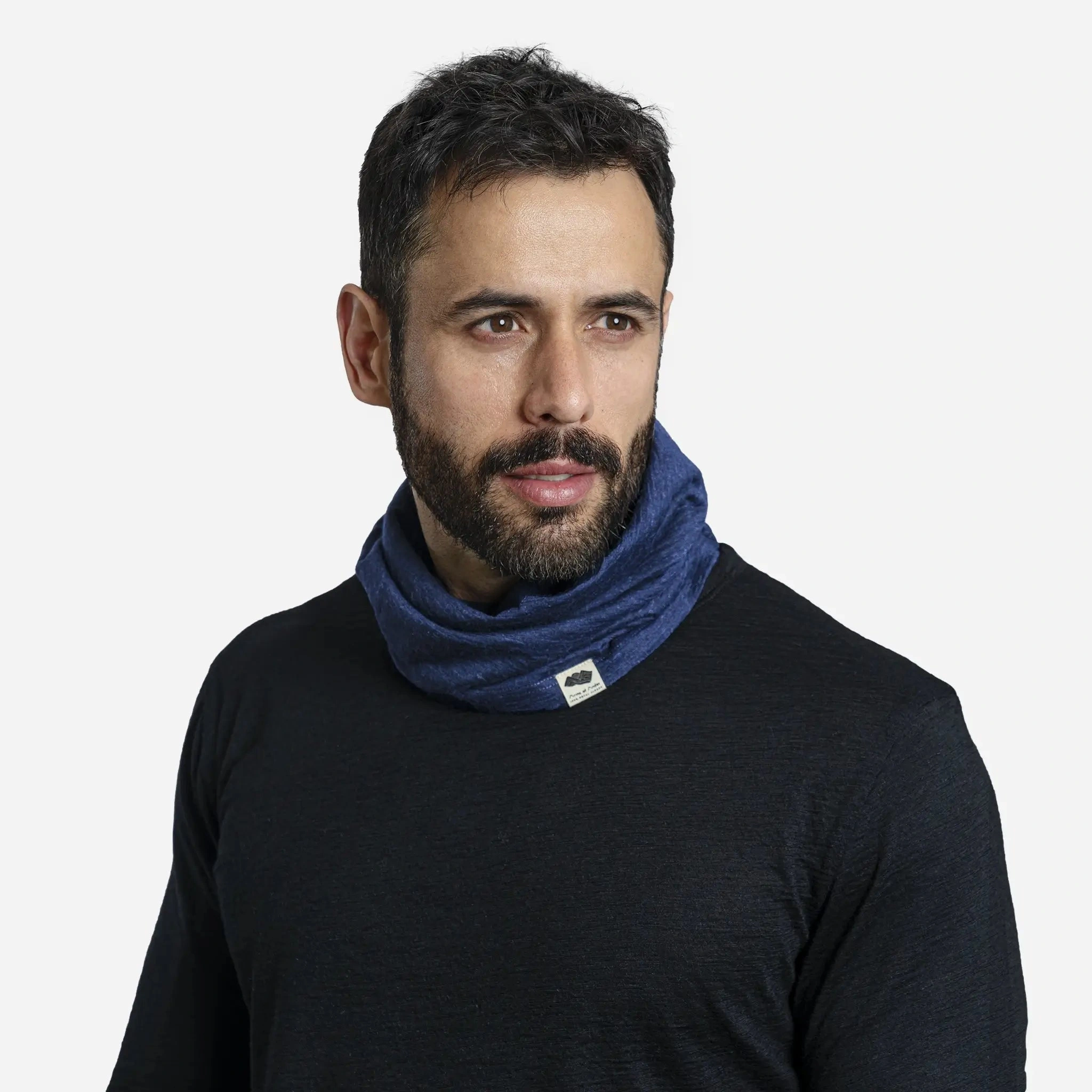 Cozy Alpaca Neck Warmer: Featherlight 160. Embrace the Warmth.